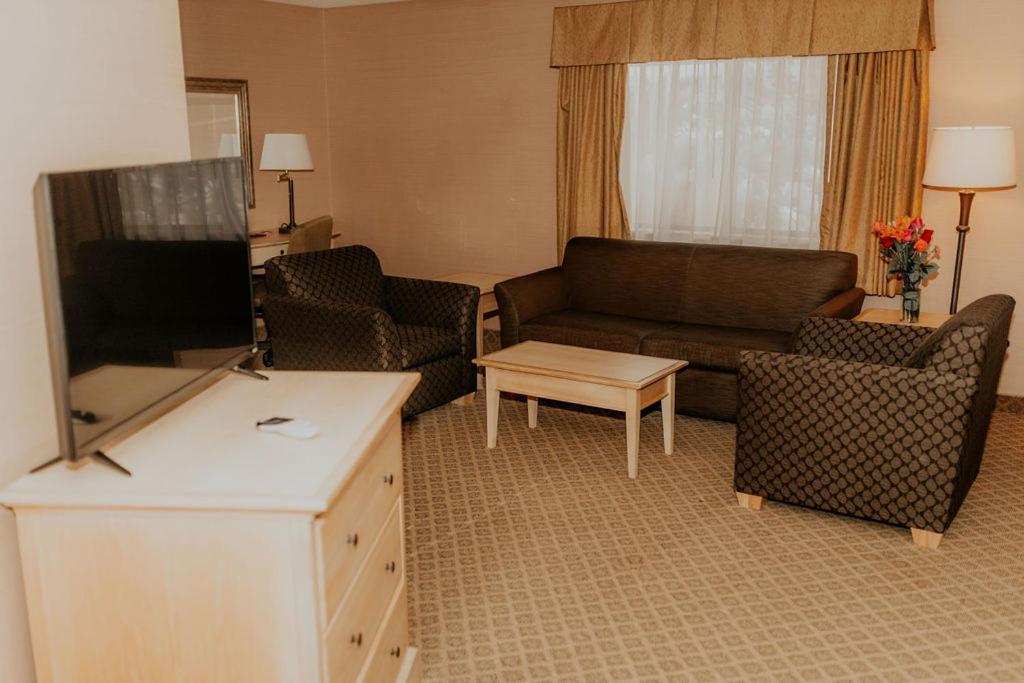 Wallace Inn Экстерьер фото