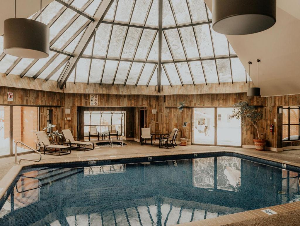 Wallace Inn Экстерьер фото